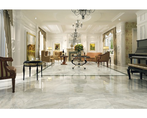 Salon élégant avec carrelage, meubles et décoration