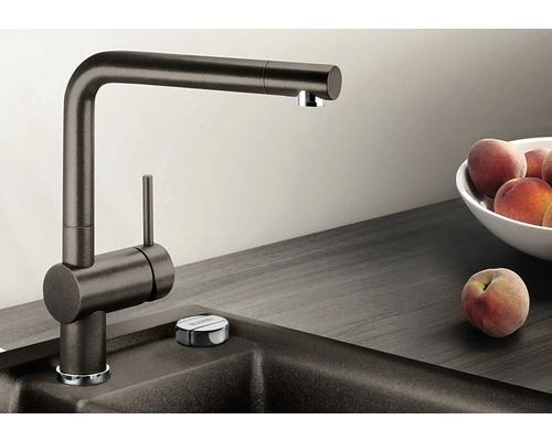 Robinet de cuisine en métal avec mitigeur monocommande et joint en céramique