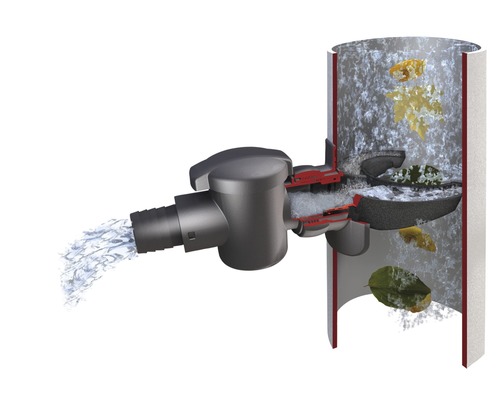 Collecteur d''eau de pluie avec eau et feuilles en coupe transversale