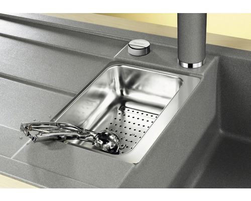 Edelstahlspüle mit Abtropfsieb und Eisportionierer