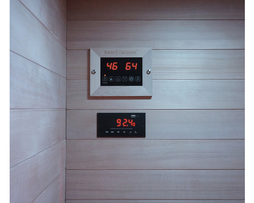 Commande Sanotechnik et lecteur FM MP3 Bluetooth dans un sauna.