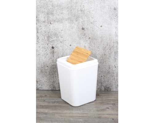 Weißer Kosmetikeimer mit Bambusdeckel