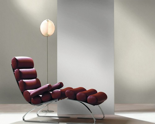 Lesesessel mit verchromtem Gestell und Polsterung