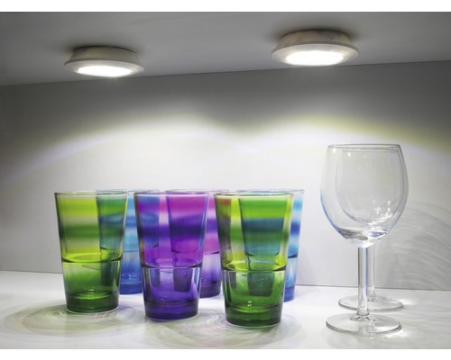 Kit d'éclairage LED blanc 3+1 fonctionnement sur pile, avec télécommande, à intensité lumineuse variable sur 2 niveaux, 3 lampes Kit d'éclairage LED blanc 3+1 fonctionnement sur pile, avec télécommande, à intensité lumineuse variable sur 2 niveaux, 3 lampes