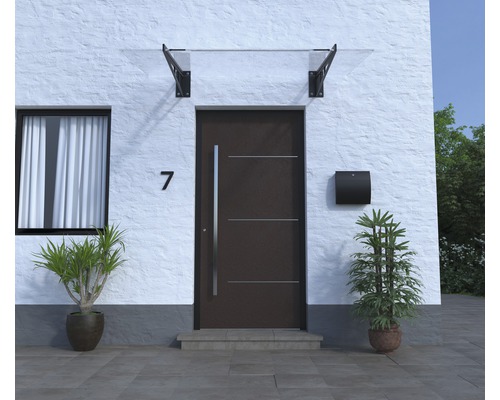 Hausfassade mit Vordach, Haustür und Briefkasten