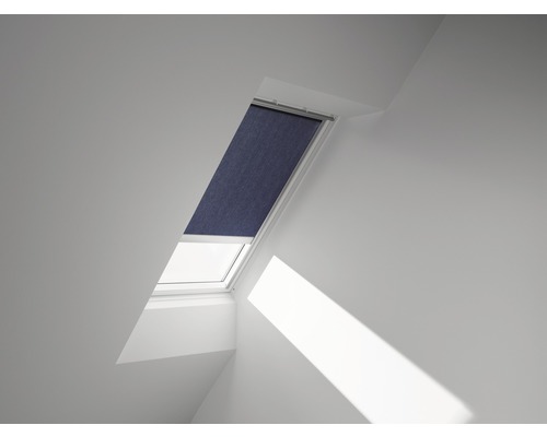 Store tamisant VELUX bleu foncé uni électrique cadre aluminium RML FK06 9050S