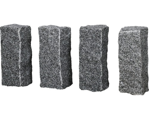 Quatre palissades en granit pour le jardin