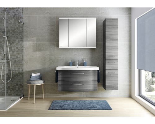 Salle de bains moderne avec meuble sous-lavabo, armoire de toilette, armoire haute et douche