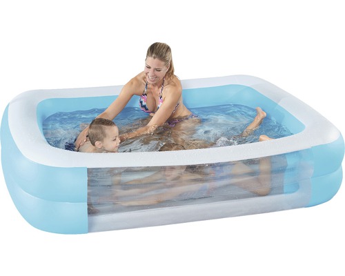 Piscine gonflable avec mère et enfant dans l''eau