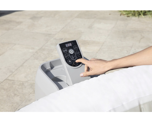 Panneau de commande d''un jacuzzi gonflable avec main