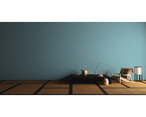 Japanisches Zimmer mit Tisch, Teekanne, Stuhl und Lampe