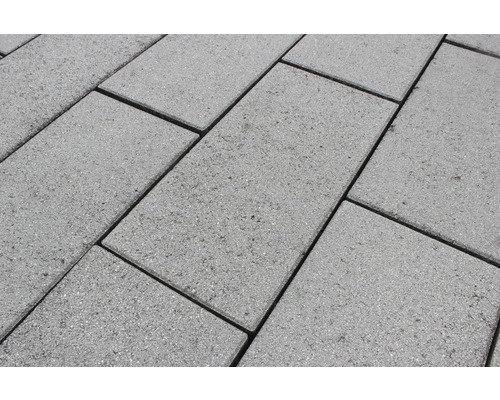 Pavés rectangulaires en béton