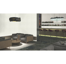 Innenraum mit Sitzbereich und Bar