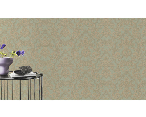 Papier peint avec motif damassé floral dans un style classique