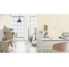 Intérieur lumineux avec système d''étagères, bureau et papier peint à motifs