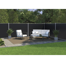 Terrasse avec mobilier de jardin et pare-vue