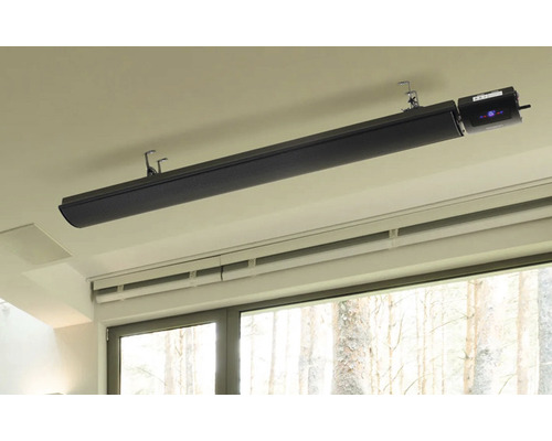 Deckenmontierter Heizstrahler im Innenraum.