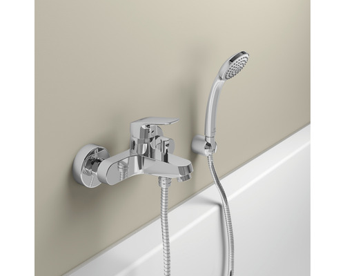 Robinet mural avec douchette pour baignoire