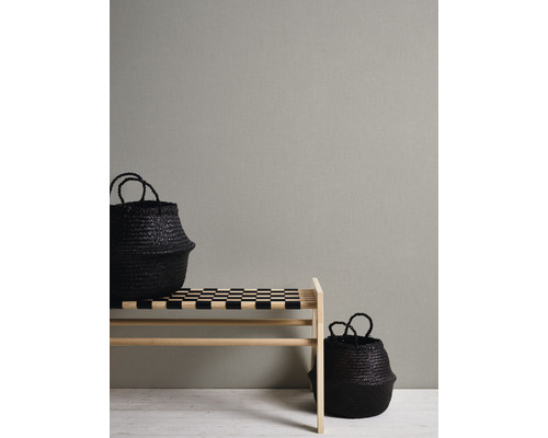 Banc avec deux paniers de rangement noirs