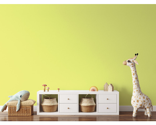 Chambre d''enfant avec jouets, commode et décoration