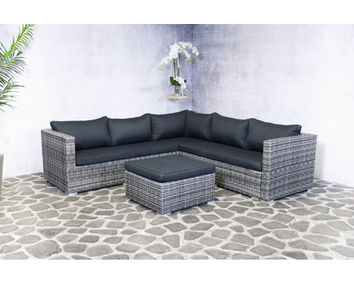 Graue Eckloungegruppe mit Polsterauflagen und Hocker auf Terrasse