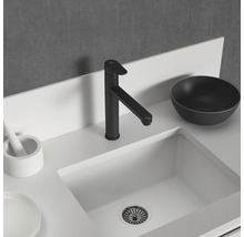 Waschtisch mit Armatur, Waschbecken und Schale