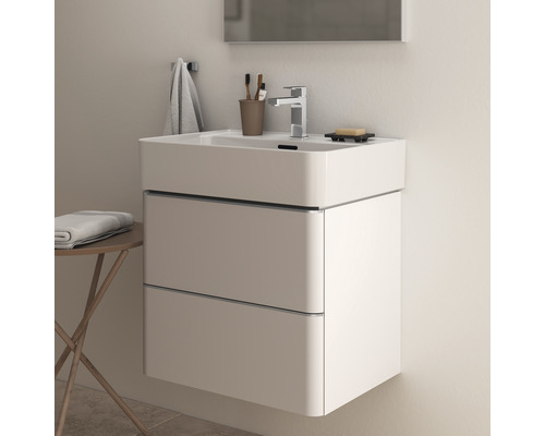 Waschtischunterschrank mit zwei Schubladen, Waschbecken, Armatur und Badaccessoires