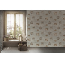 Espace de vie avec fenêtre et papier peint à motif de briques avec des motifs alimentaires