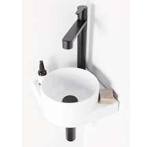 Eckwaschbecken mit schwarzer Armatur, Seife und Spender für Badezimmer oder Gäste-WC