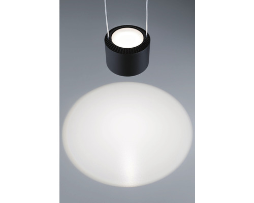 Suspension noire avec faisceau lumineux