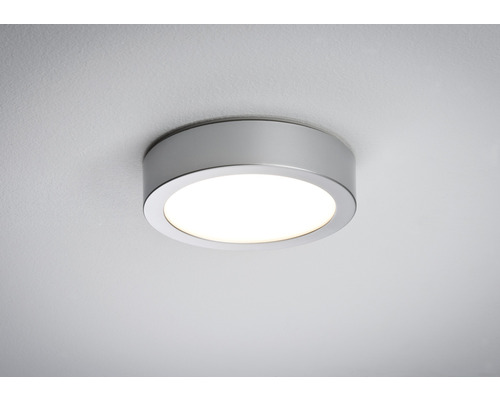 Runde Deckenleuchte aus Metall an der Zimmerdecke