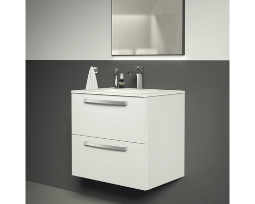 Meuble-lavabo avec deux tiroirs, robinetterie, miroir et accessoires de salle de bain