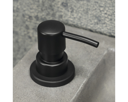 Schwarzer Seifenspender aus Metall für das Badezimmer