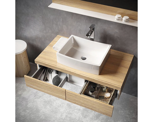 Salle de bain moderne avec meuble-lavabo, vasque à poser, robinetterie et tiroirs