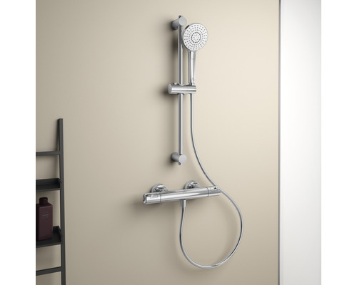 Duscharmatur mit Brausestange und Thermostatmischer zur Wandmontage.