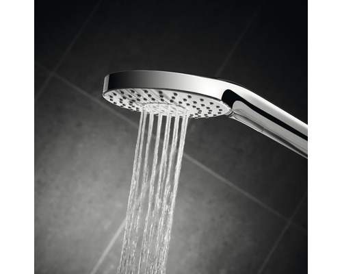 Douchette à main avec eau courante