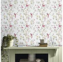 Intérieur avec papier peint floral à motifs d''oiseaux
