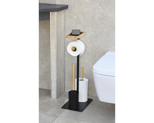 Toilettes avec porte-papier toilette, brosse et porte-savon
