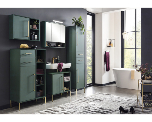 Salle de bains avec lavabo, armoire de toilette, armoire haute et meuble bas en vert avec poignées et pieds dorés