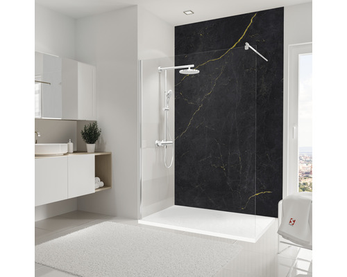 Salle de bains moderne avec douche, lavabo et mur en marbre noir