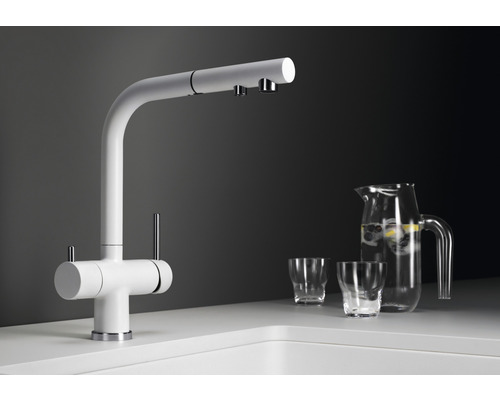 Robinet de cuisine en acier avec pichet et verres