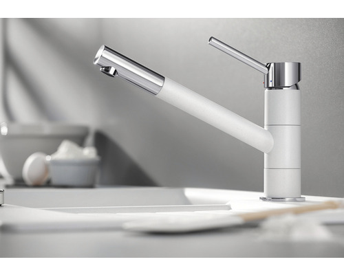 Robinet de cuisine avec bec pivotant et mitigeur monocommande