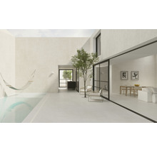 Terrasse avec piscine, hamac, arbre, chaises et coin repas