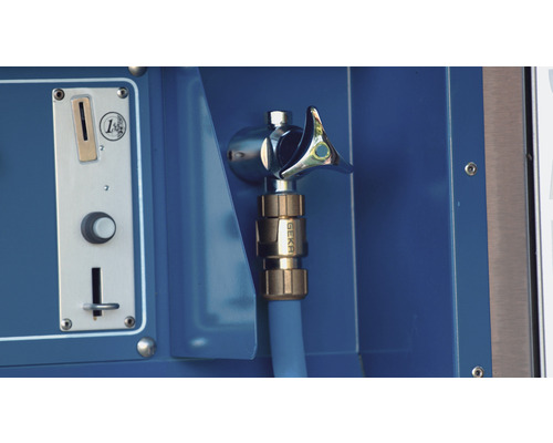 Borne fontaine automatique avec monnayeur et raccord GEKA