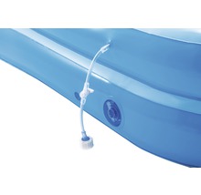 Vue détaillée d''une piscine gonflable avec tuyau de vidange