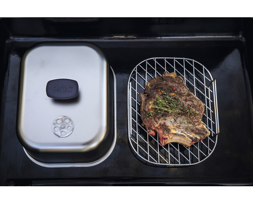 Gril avec rôti et fumoir