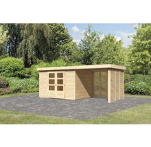 Holz Gartenhaus mit Doppeltür und seitlichem Anbau auf gepflasterter Fläche vor Bäumen