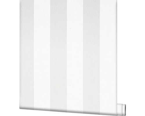 Tapetenrolle mit Streifenmuster