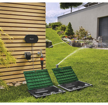Système intelligent Gardena pour l''arrosage du jardin avec unité de commande et arroseur oscillant escamotable