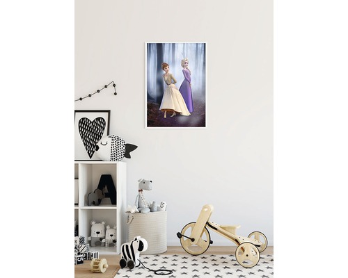 Chambre d''enfant avec poster d''Anna et Elsa de La Reine des neiges
